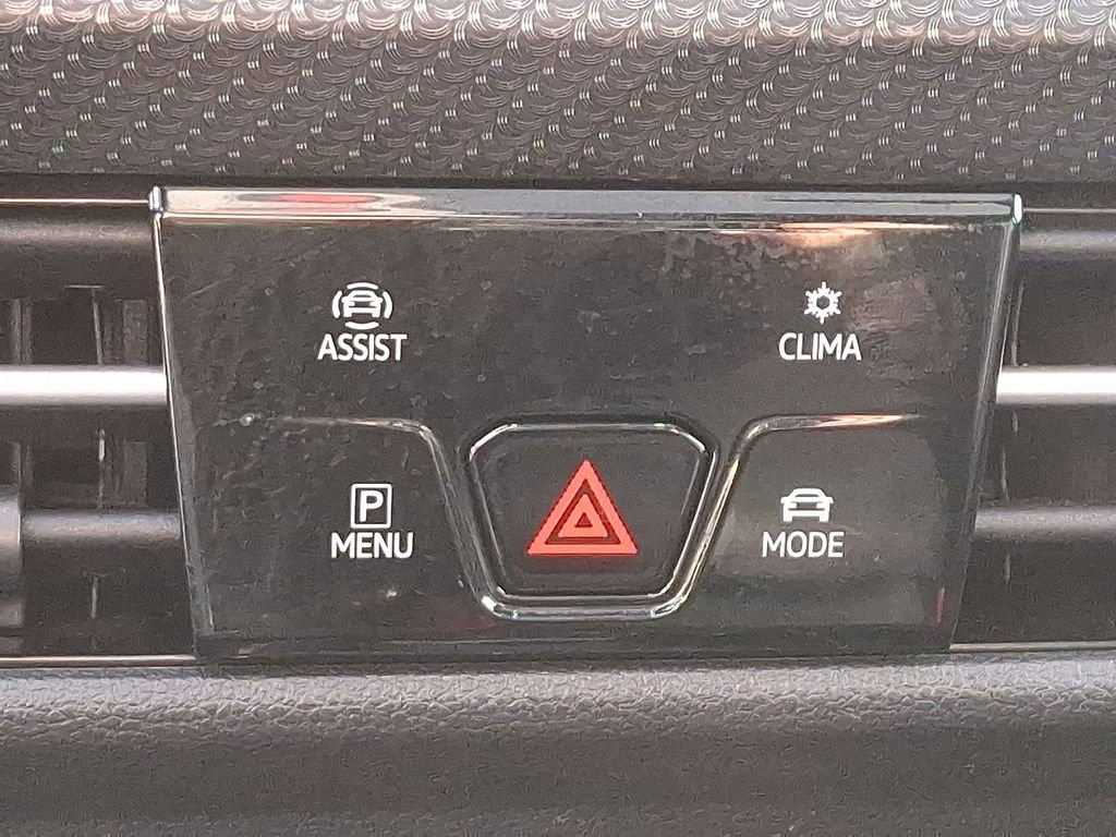 Used 2024 Volkswagen Golf R image 26