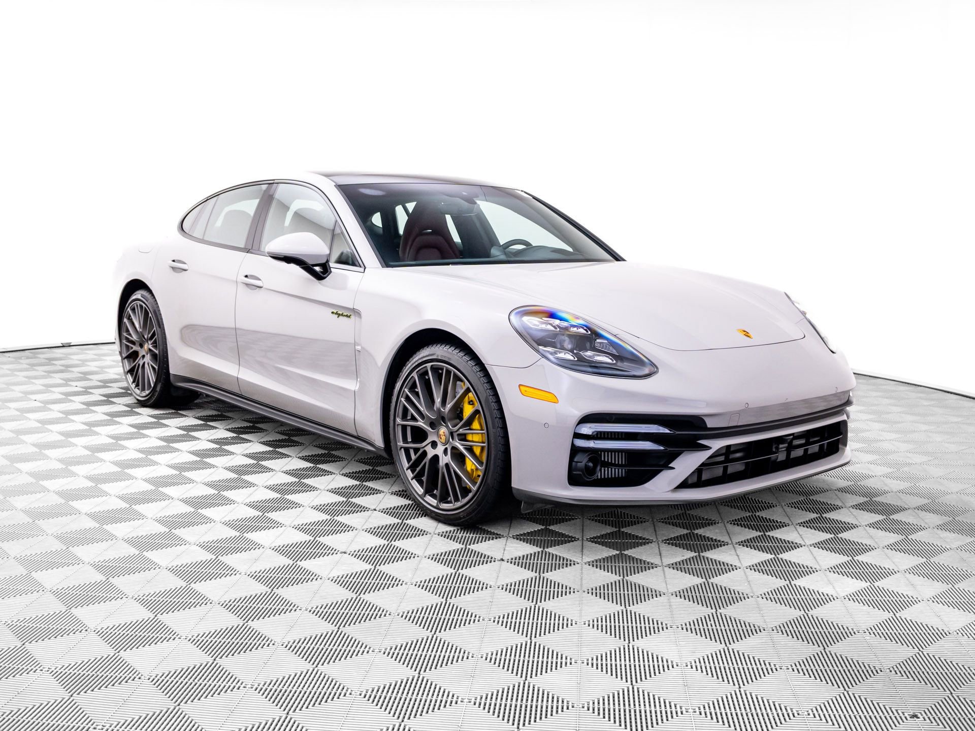 Used 2023 Porsche Panamera Turbo S w/ Assistance Package image 6