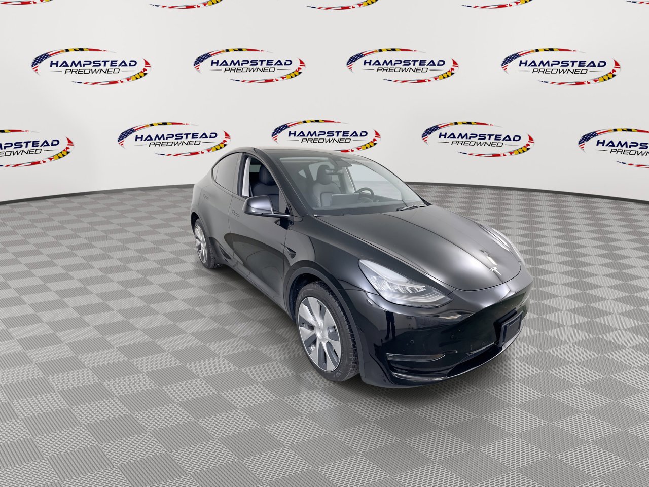 Used 2022 Tesla Model Y Long Range AWD/4WD image 2