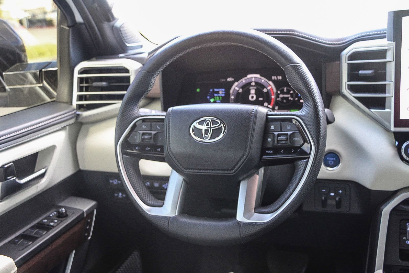 Used 2024 Toyota Tundra Capstone image 15