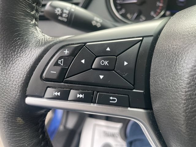 Used 2018 Nissan Rogue SV w/ Premium Package AWD/4WD image 28
