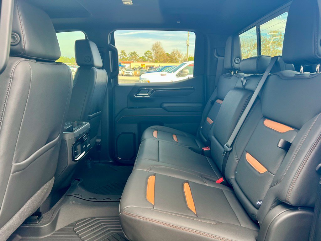 New 2026 GMC Sierra 1500 AT4 w/ AT4 Premium Package AWD/4WD image 13