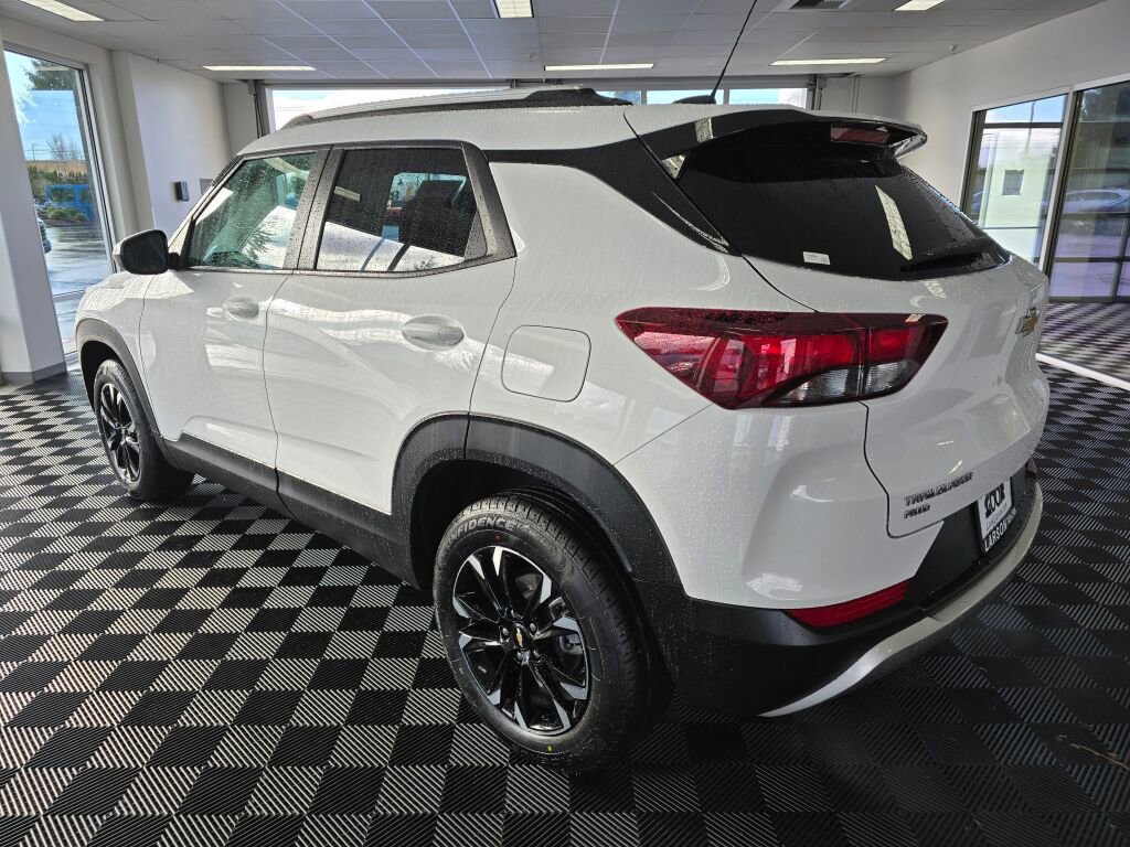 Used 2023 Chevrolet TrailBlazer LT w/ Convenience Package image 6