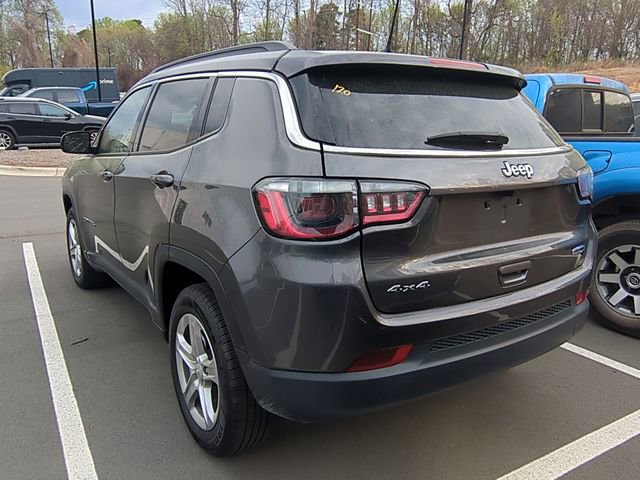 Used 2024 Jeep Compass Latitude image 6