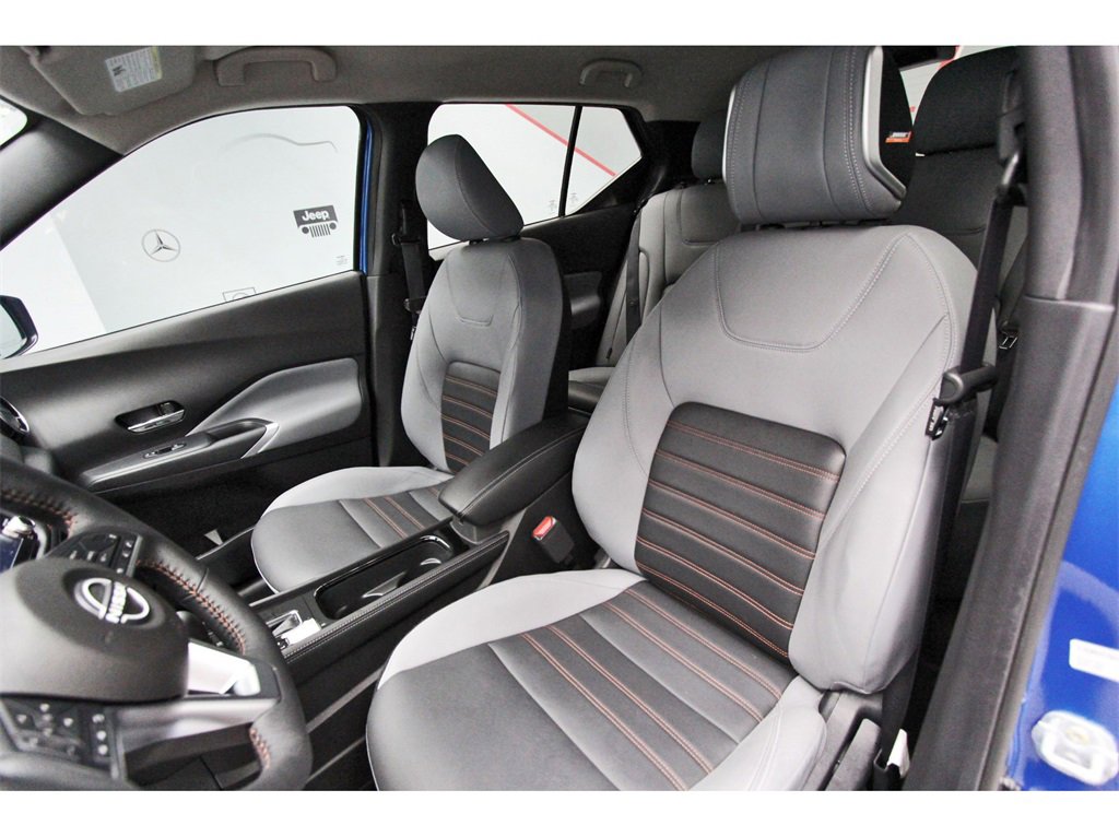 Used 2023 Nissan Kicks SR w/ SR Premium Package image 27
