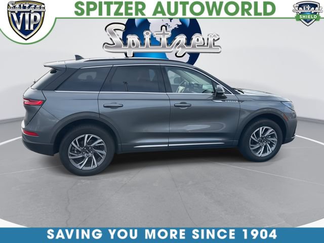 Used 2025 Lincoln Corsair AWD w/ Equipment Group 101A image 10