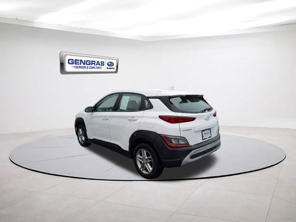 Used 2022 Hyundai Kona SE image 5
