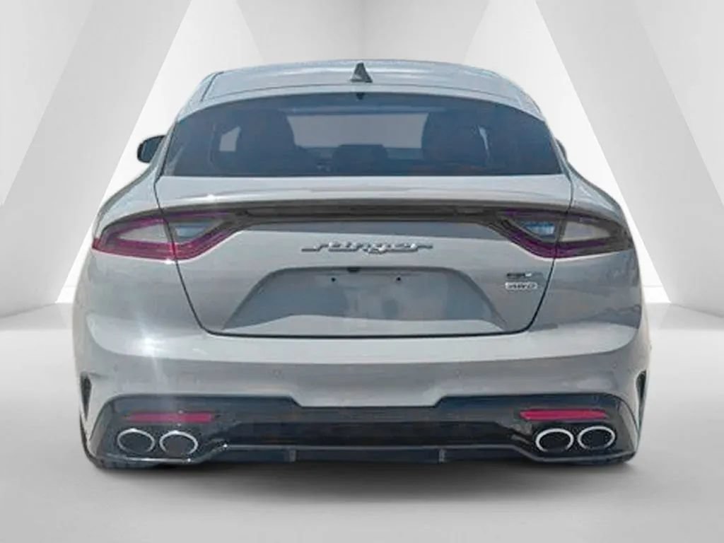 Used 2021 Kia Stinger GT2 AWD/4WD image 6