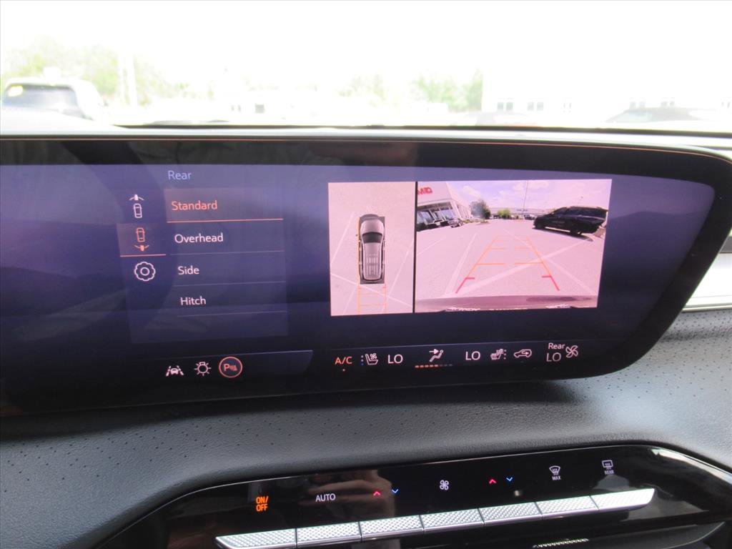 Used 2025 Buick Enclave Avenir w/ Super Cruise Package AWD/4WD image 29