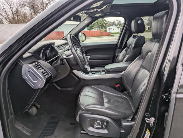 Used 2016 Land Rover Range Rover Sport HSE image 24