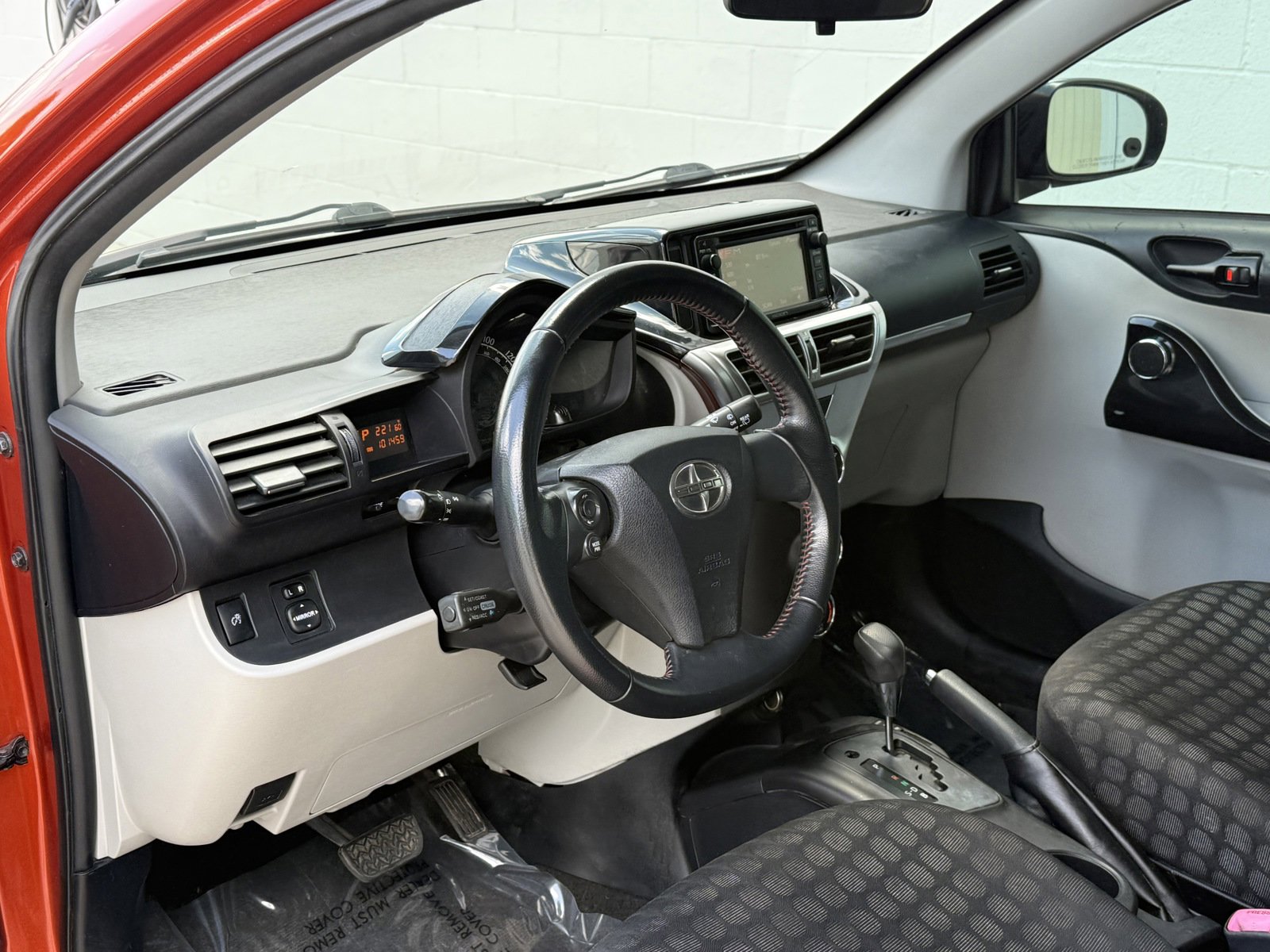 Used 2012 Scion iQ w/ Rear Speaker Pkg FWD image 16