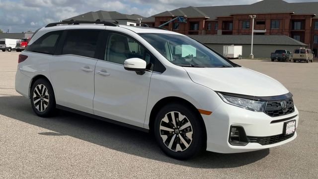 Used 2026 Honda Odyssey EX-L image 2