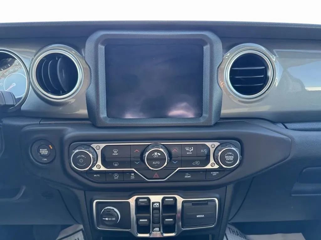 Used 2023 Jeep Gladiator Overland image 26