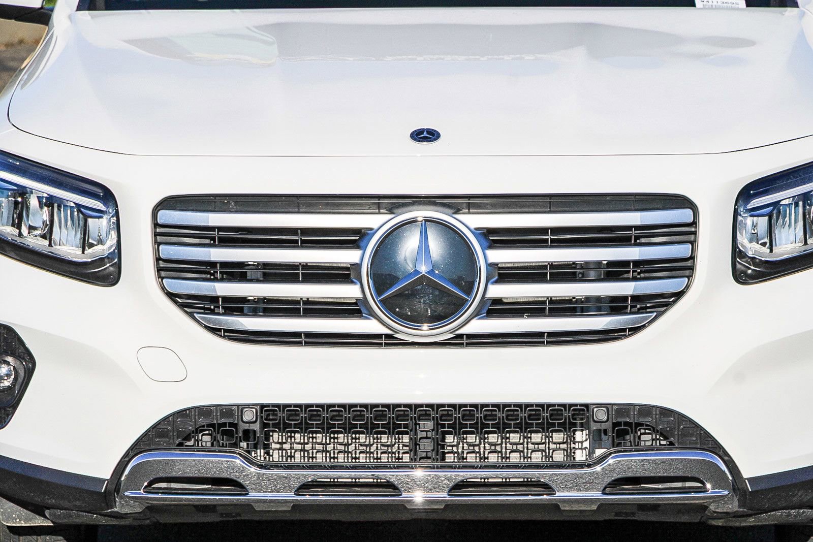 Certified 2025 Mercedes-Benz GLB 250 4MATIC image 7