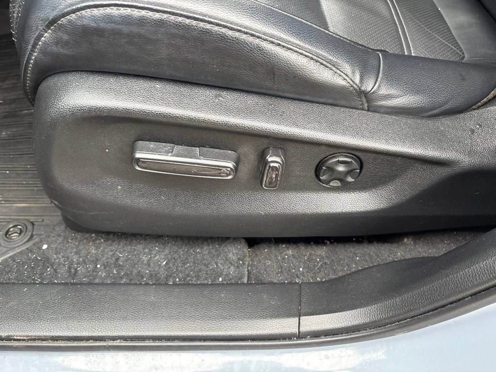 Used 2021 Honda CR-V EX-L image 19