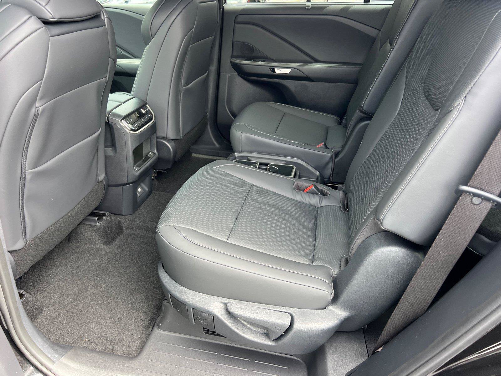 New 2026 Lexus TX 500h AWD image 14