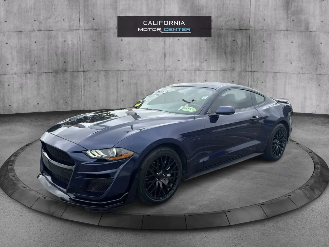 Used 2018 Ford Mustang GT RWD image 3
