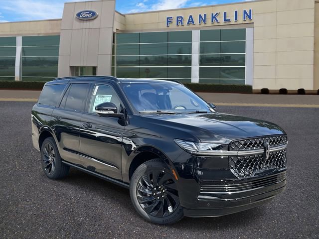 New 2025 Lincoln Navigator Reserve w/ Jet Appearance Package