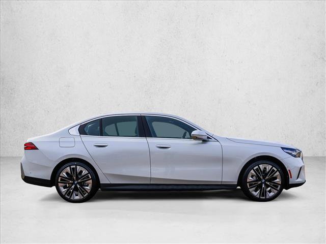 New 2026 BMW 530i xDrive image 4