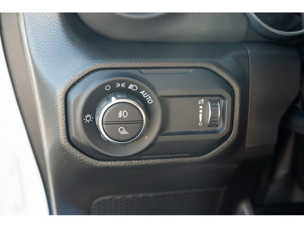 Used 2023 Jeep Gladiator Overland AWD/4WD image 29