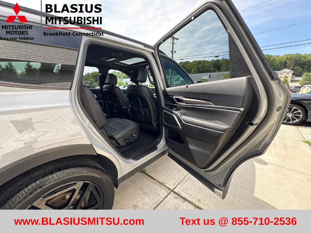Used 2025 Kia Telluride EX X-Line AWD/4WD image 44