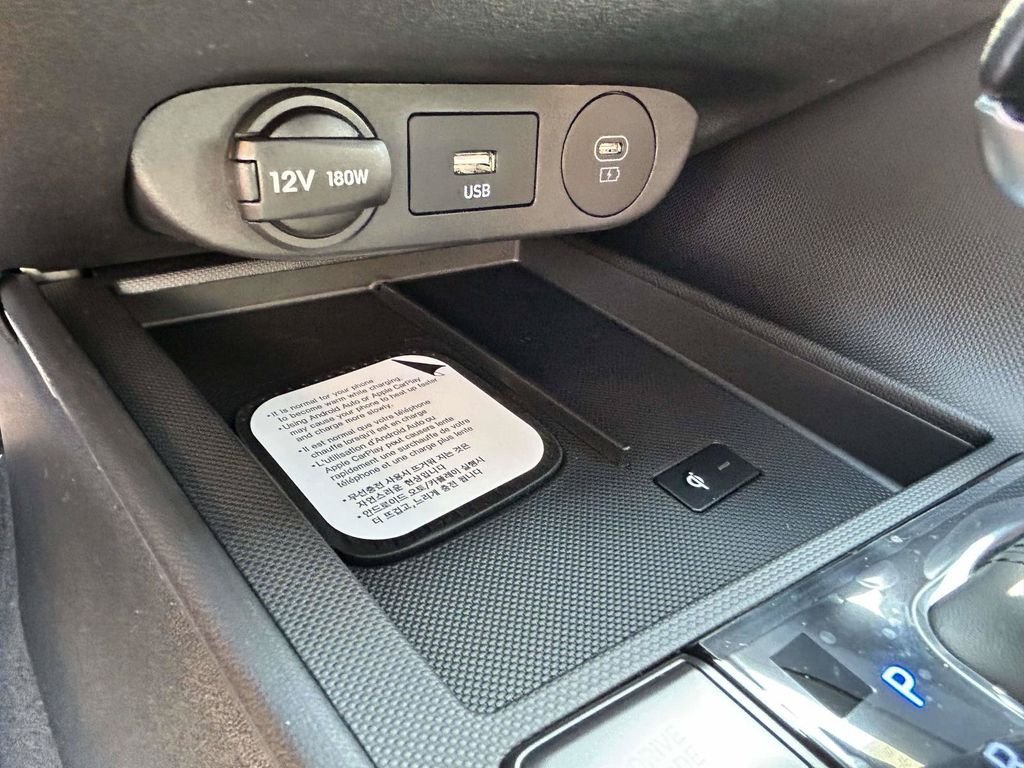 New 2026 Hyundai Elantra SEL Sport FWD image 22