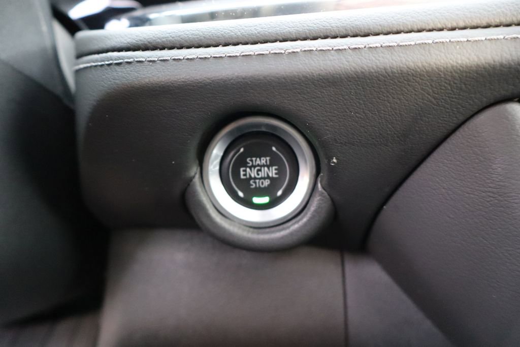 Used 2025 Chevrolet Suburban Z71 w/ Z71 Off-Road Package image 24