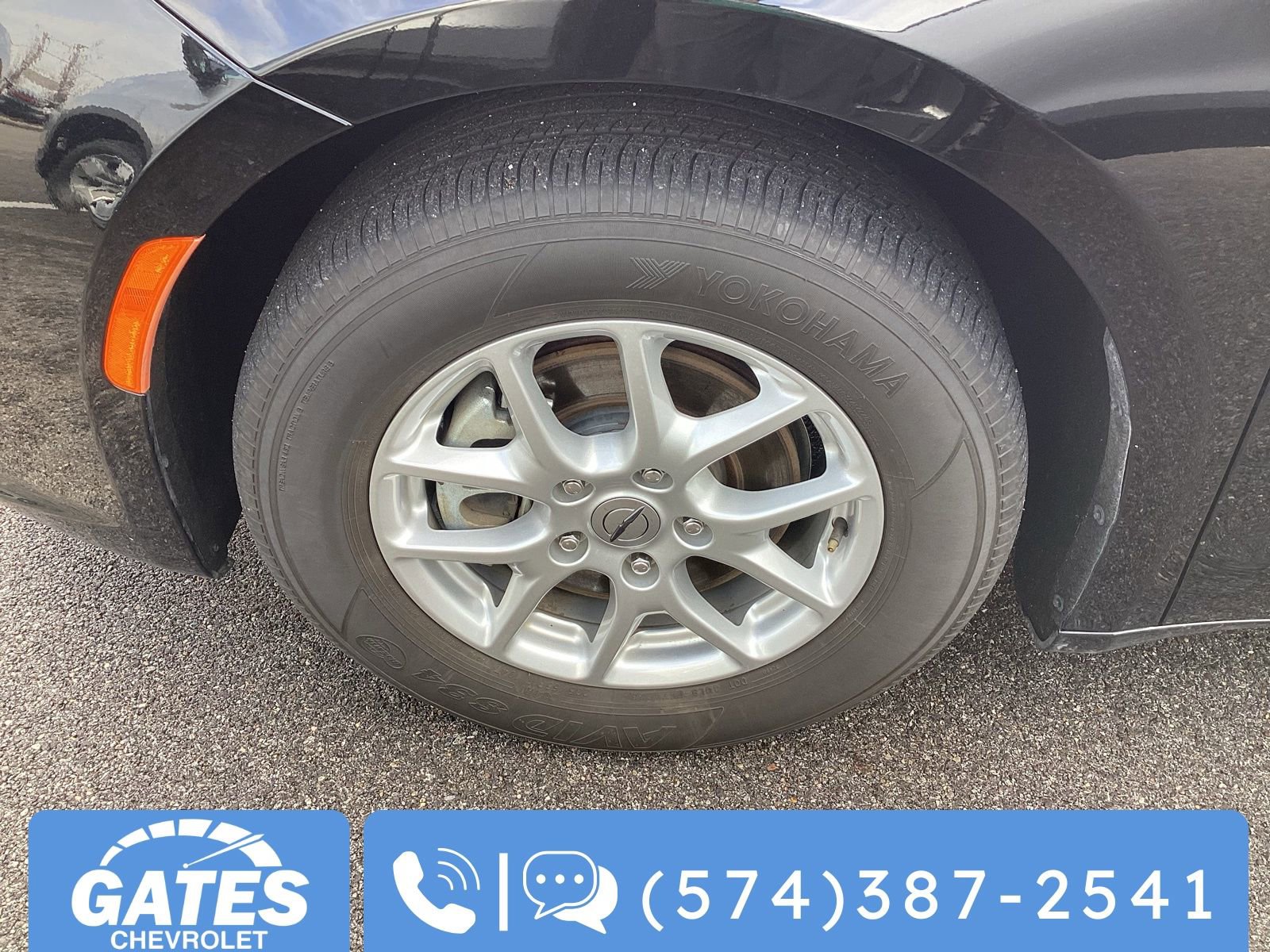 Used 2024 Chrysler Pacifica Touring-L image 37