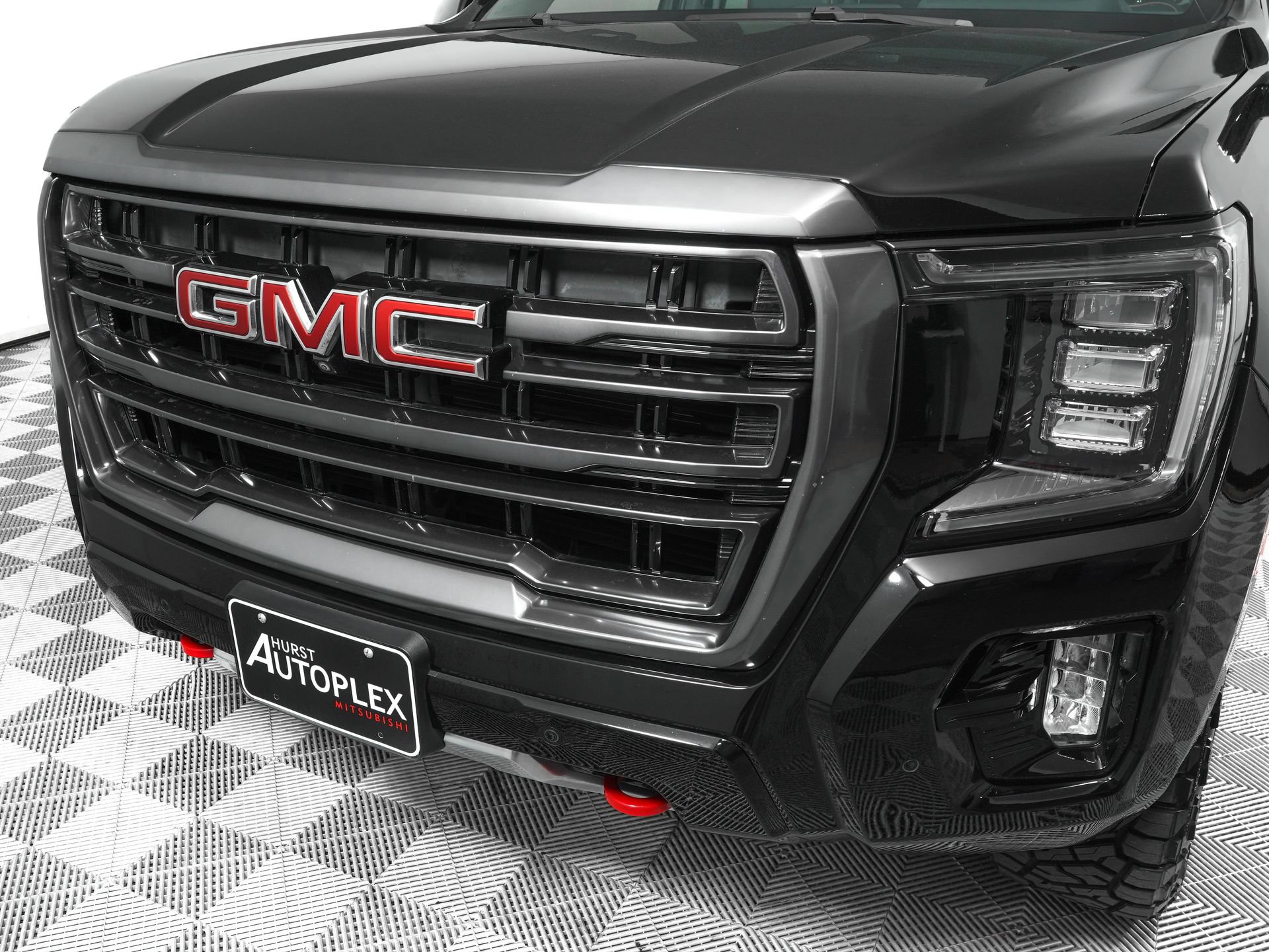 Used 2021 GMC Yukon XL AT4 w/ AT4 Premium Plus Package AWD/4WD image 32