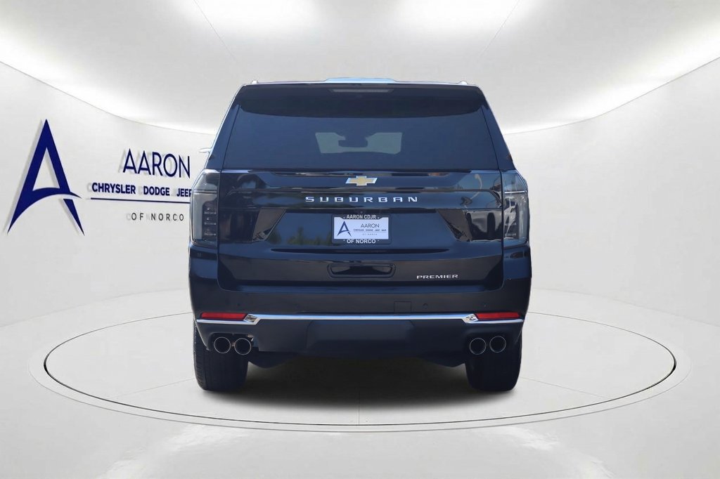 Used 2026 Chevrolet Suburban Premier w/ Sun And Tow Package AWD/4WD image 5