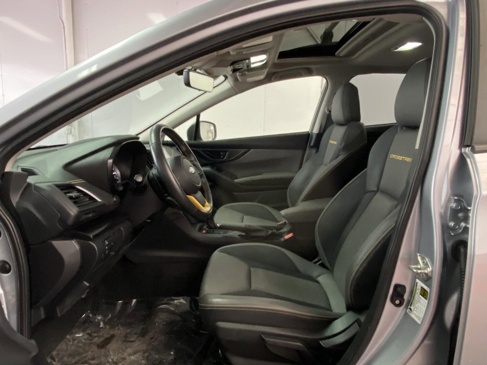 Used 2022 Subaru Crosstrek 2.5i Sport w/ Moonroof Package AWD/4WD image 22