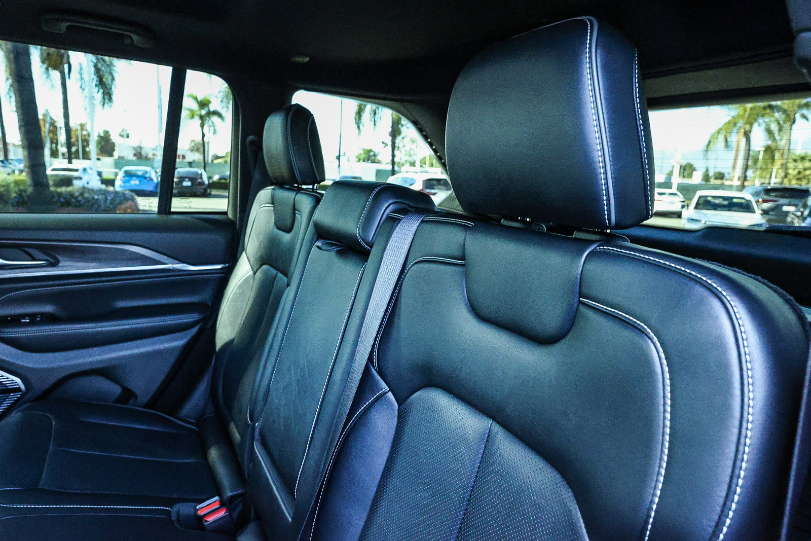 Used 2022 Jeep Grand Cherokee Overland image 27