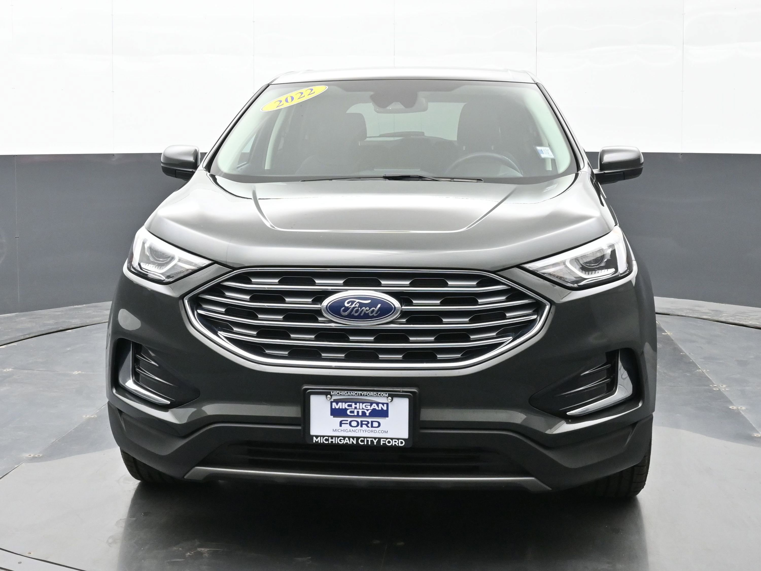 Used 2022 Ford Edge SEL image 3