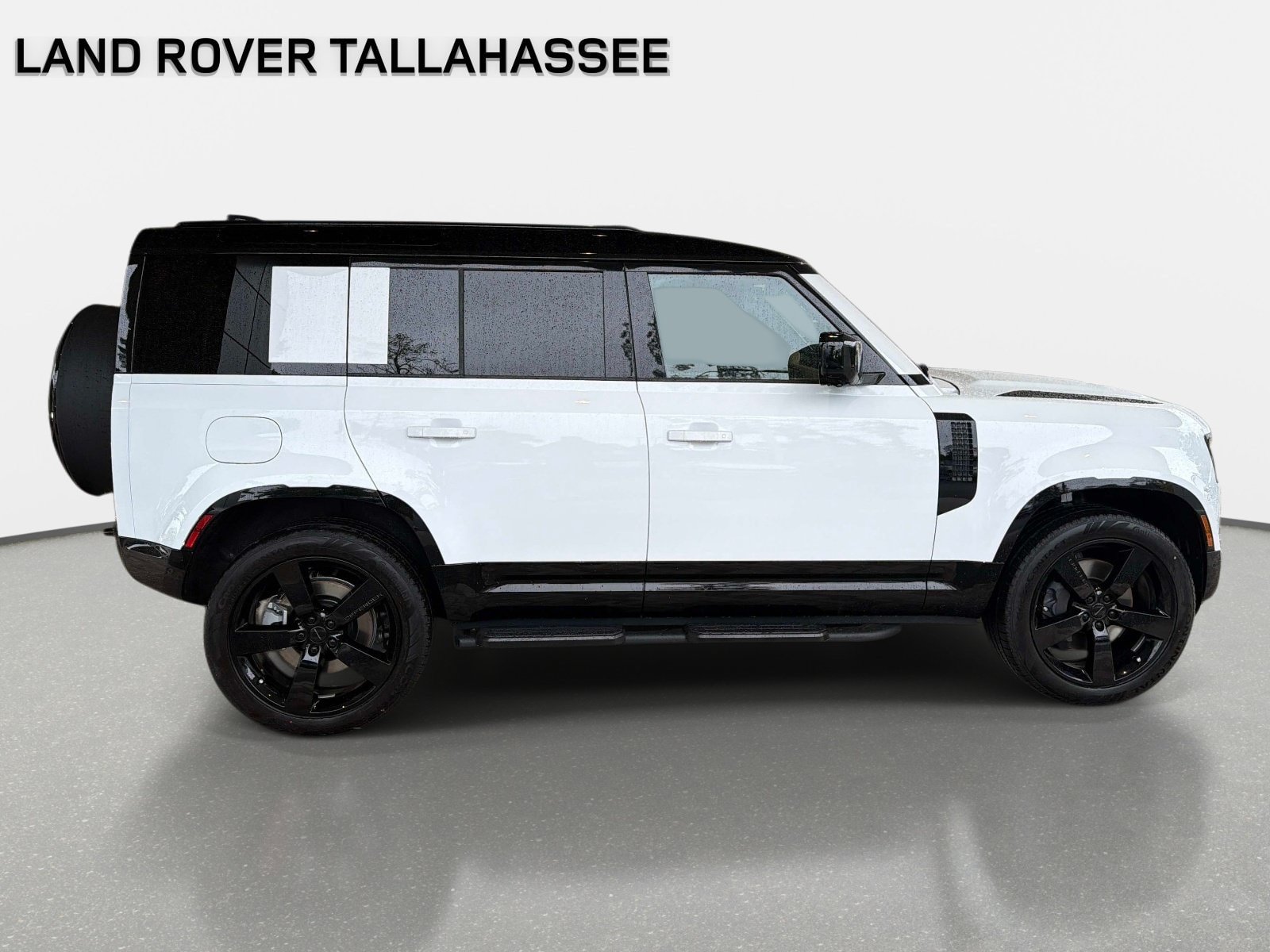 New 2026 Land Rover Defender 110 X-Dynamic SE AWD/4WD image 4