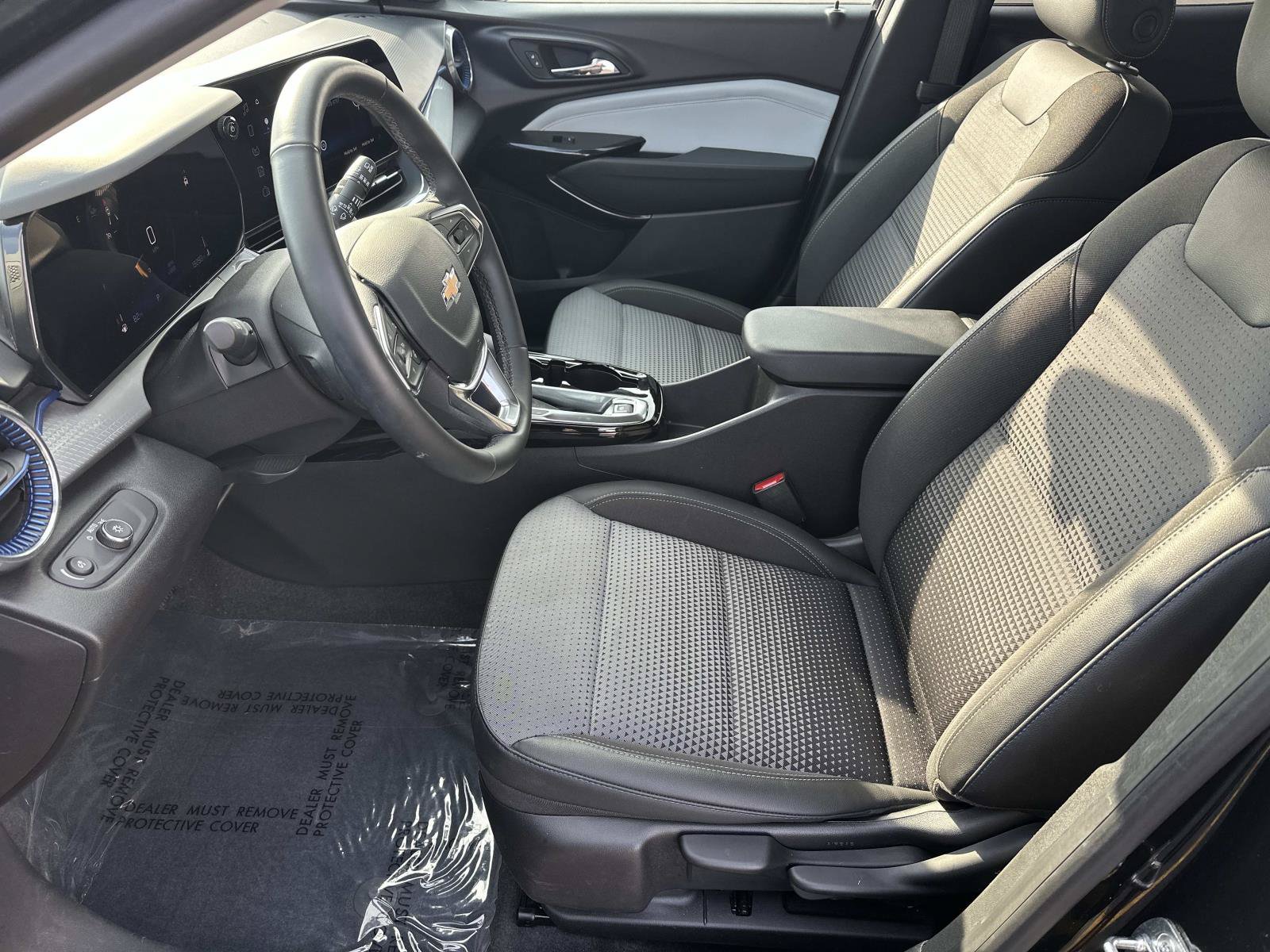 Certified 2024 Chevrolet Trax LT w/ Driver Confidence Package FWD image 18