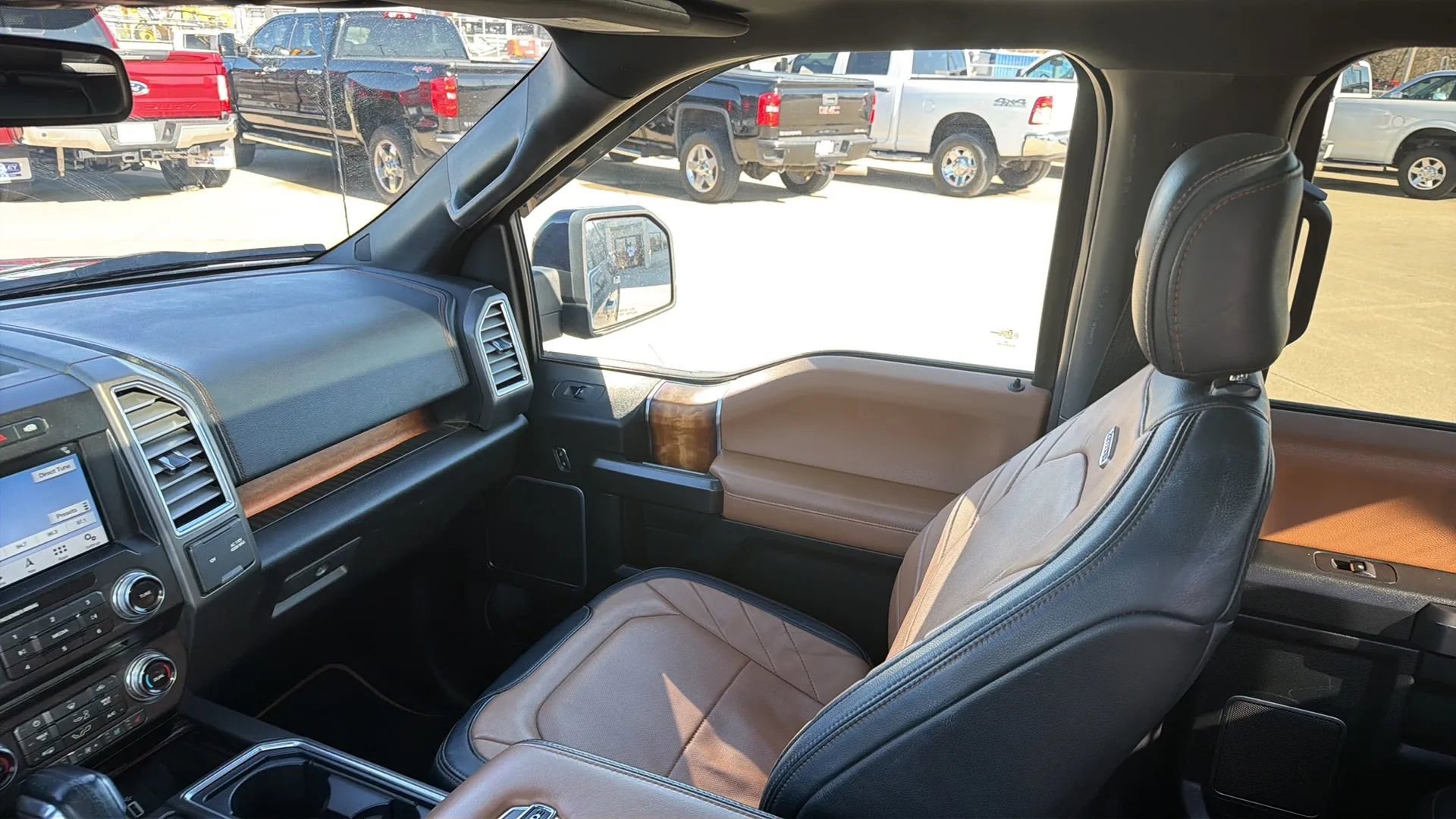 Used 2016 Ford F150 Limited w/ Trailer Tow Package image 56