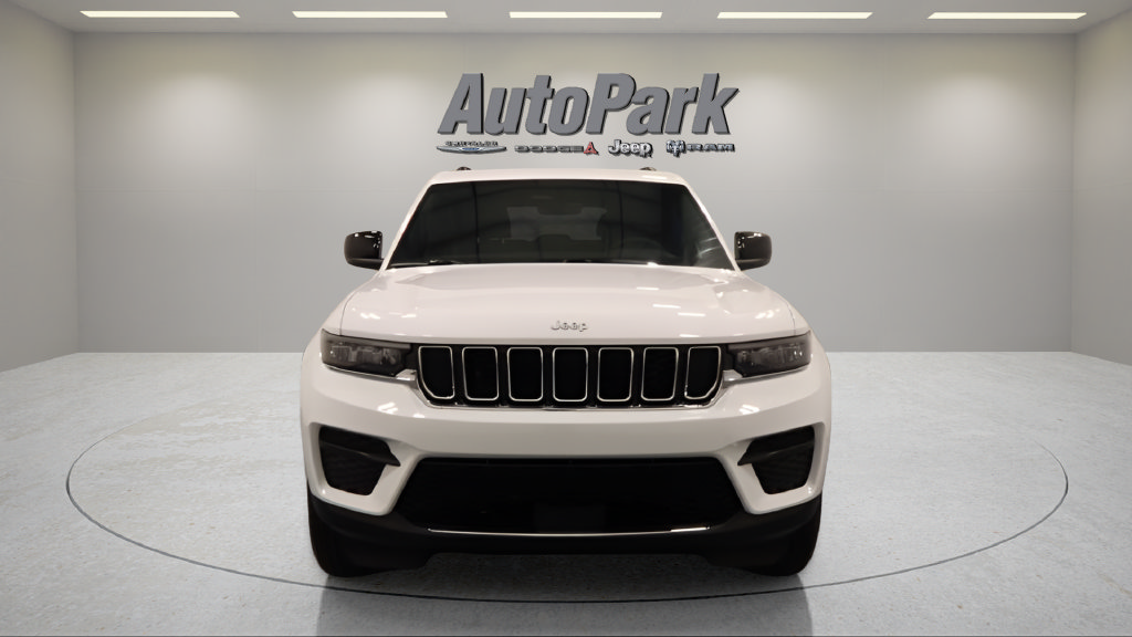 New 2026 Jeep Grand Cherokee Laredo X AWD/4WD image 3