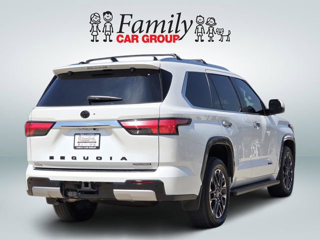 Used 2025 Toyota Sequoia Limited w/ Tow Technology Package AWD/4WD image 4