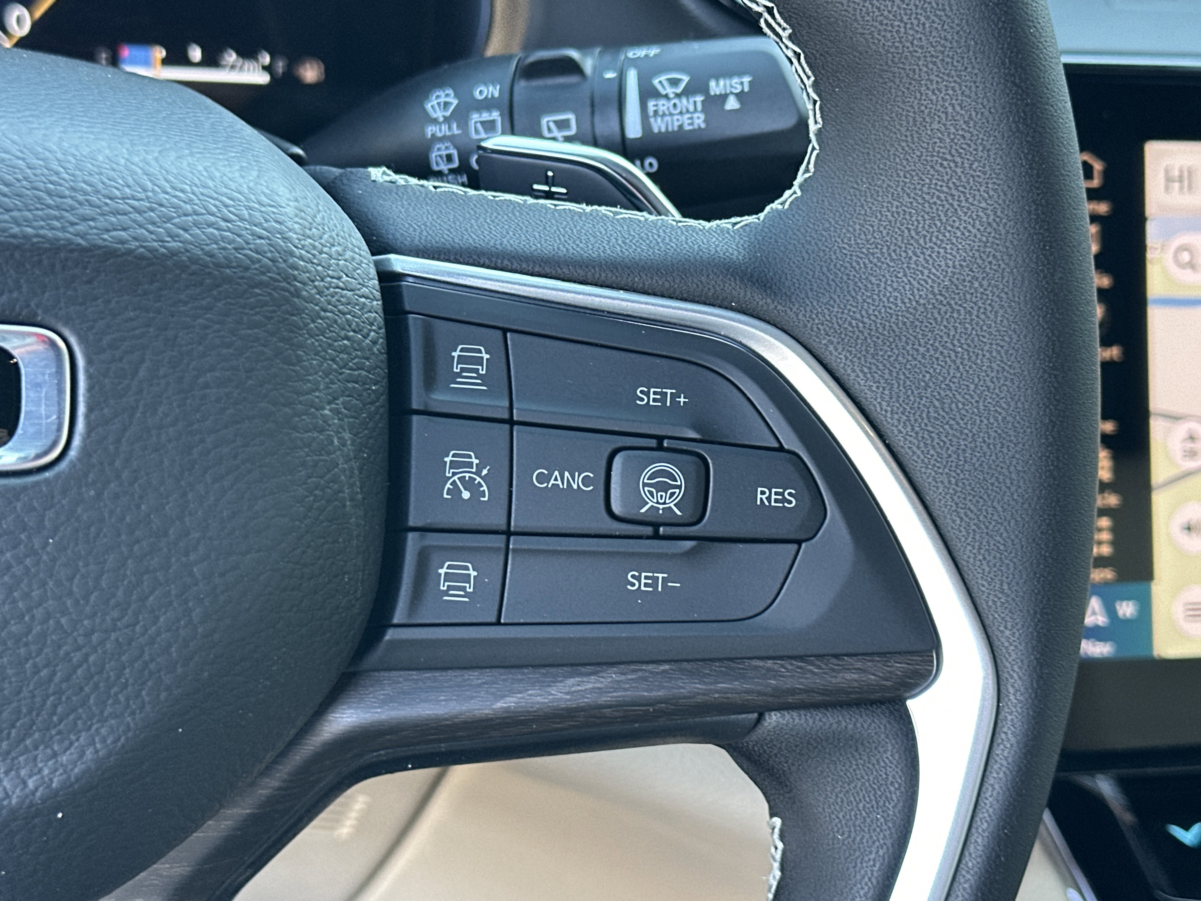 New 2026 Jeep Grand Cherokee Limited w/ Limited Altitude Package image 10