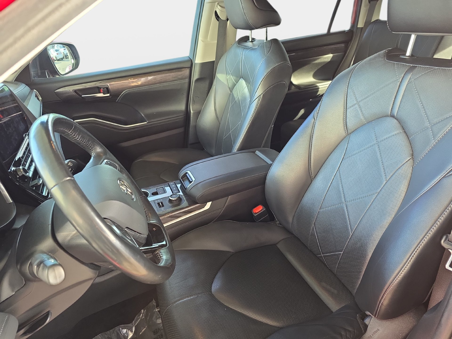 Used 2021 Toyota Highlander Platinum AWD/4WD image 15
