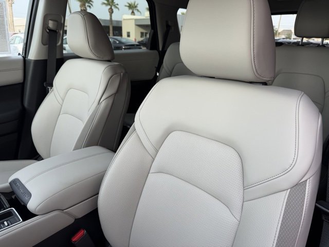 New 2026 Nissan Pathfinder SL image 12