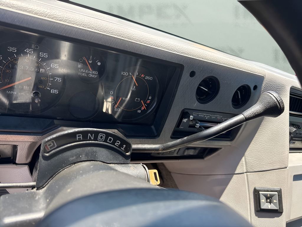 Used 1992 GMC G3500 Rally RWD image 20