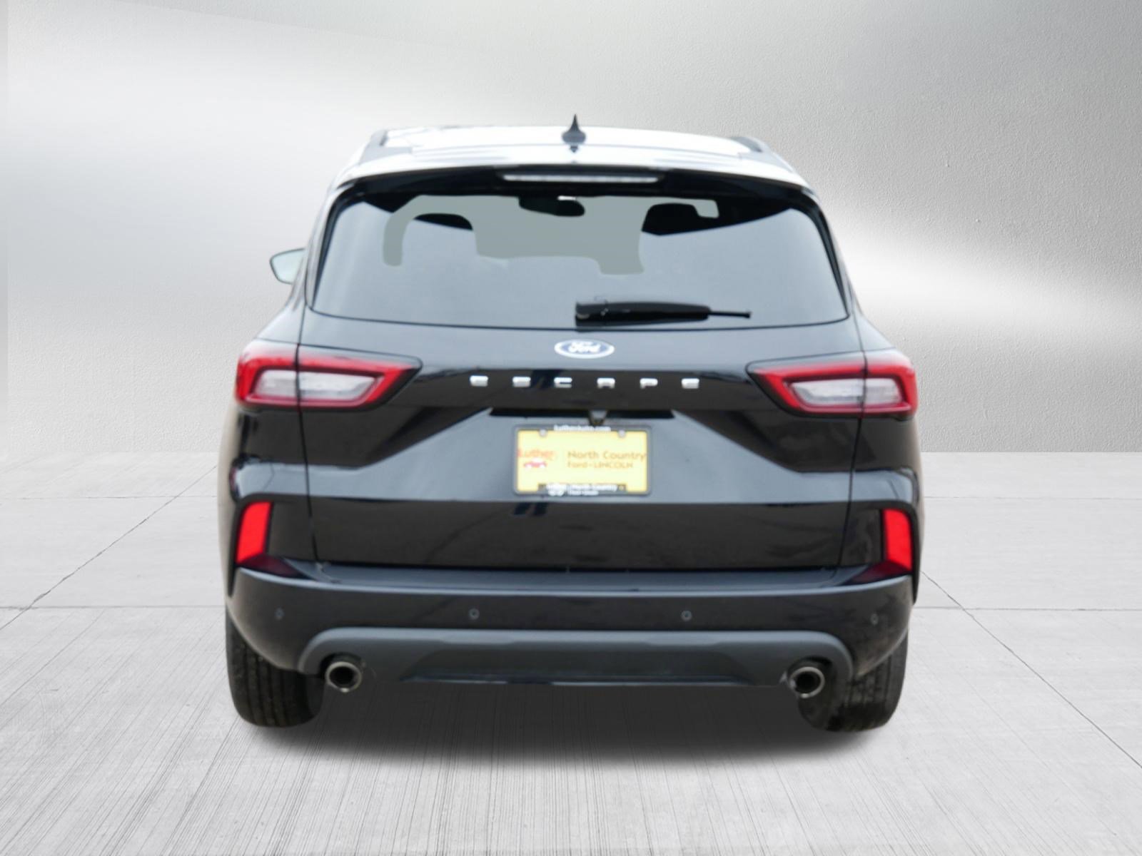 Used 2023 Ford Escape ST-Line w/ Tech Pack #1 FWD image 6