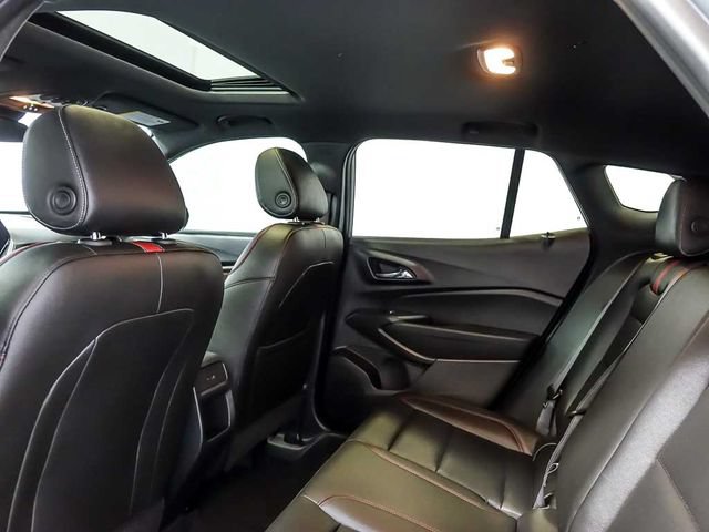 Certified 2025 Chevrolet Trax RS w/ Sunroof Package FWD image 16