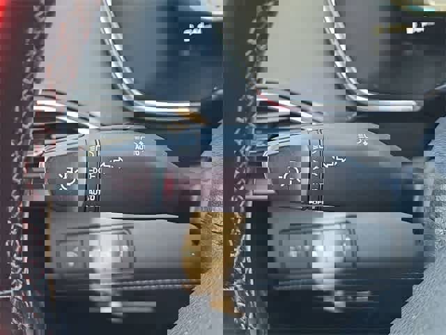 Certified 2022 Hyundai Santa Fe Limited image 27