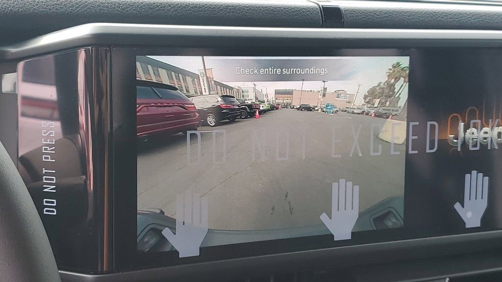 New 2026 Jeep Gladiator Sport image 24