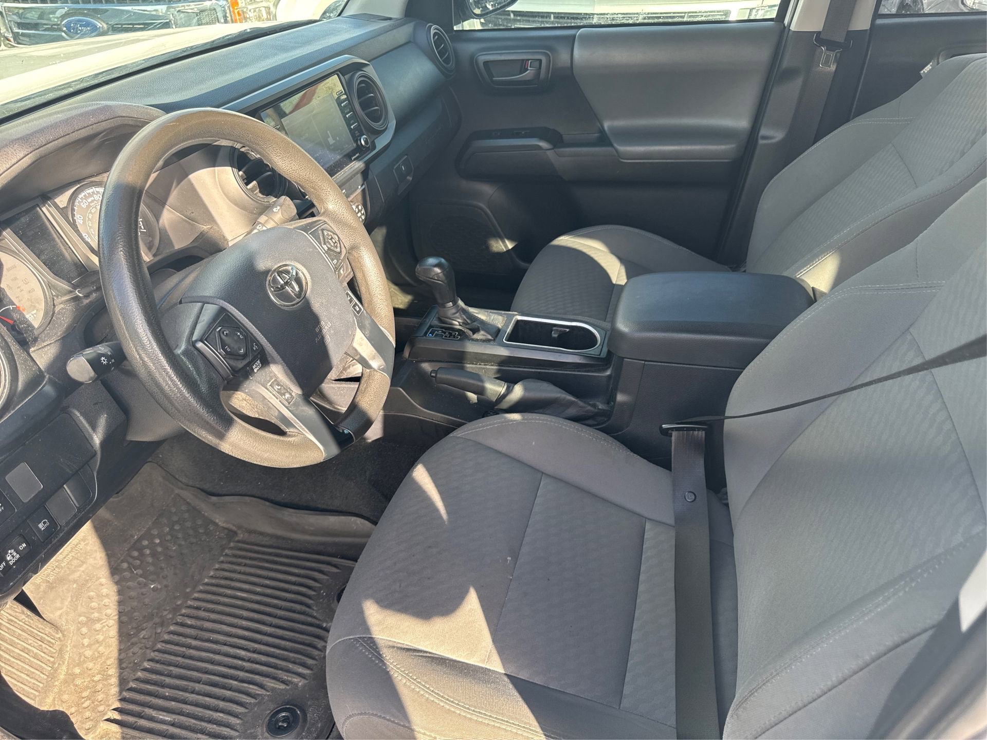 Used 2020 Toyota Tacoma SR image 11