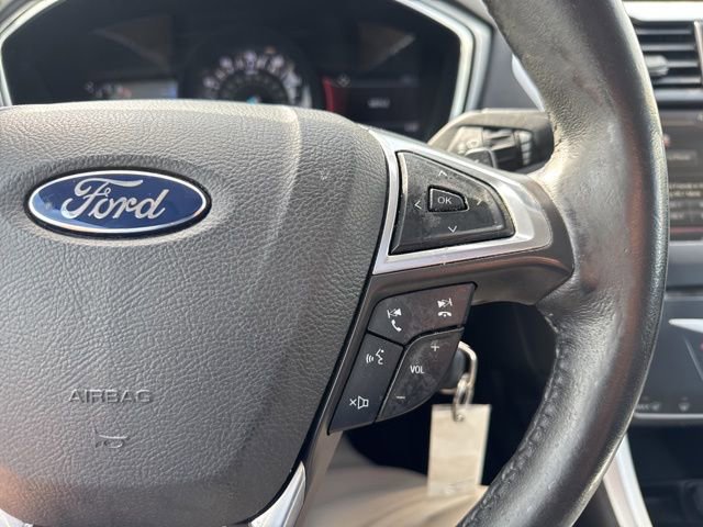 Used 2015 Ford Fusion SE FWD image 23