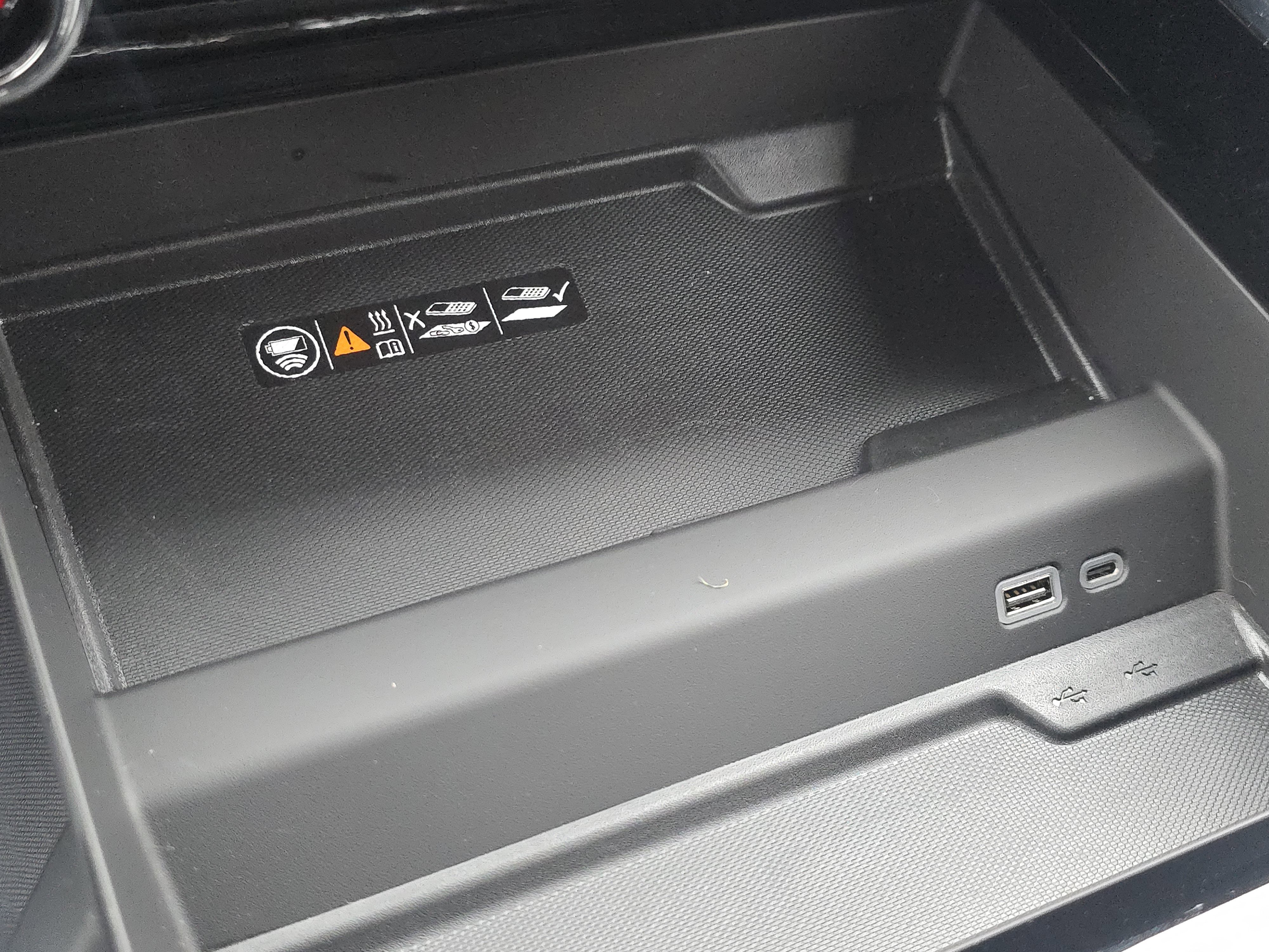 New 2026 Chevrolet Suburban High Country image 7