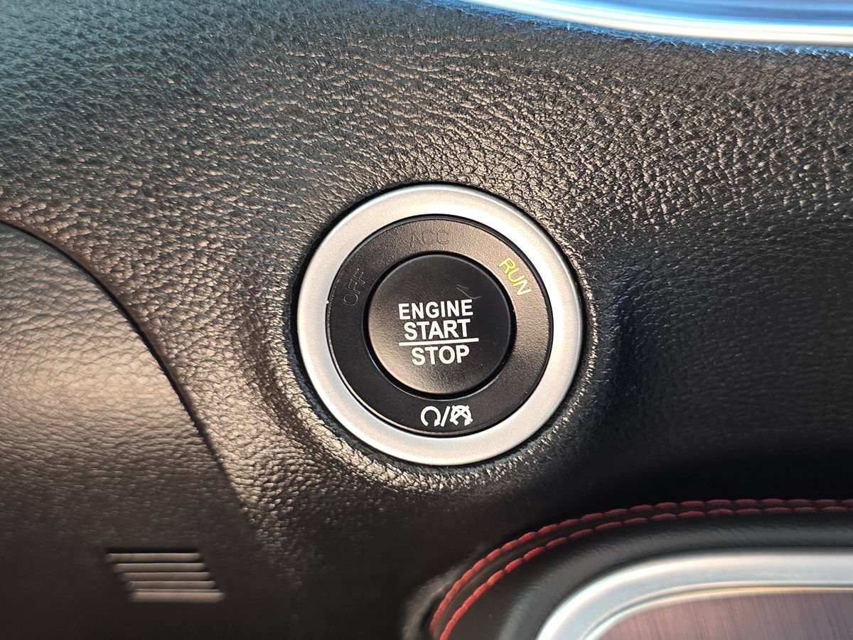 Used 2018 Dodge Challenger R/T Scat Pack RWD image 40